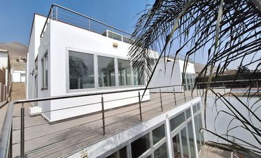 ALQUILO CASA JR. LOS ALPES - URB. ASOC. DE VIVIENDA LOS HUERTOS DE LA MOLINA  LA MOLINA