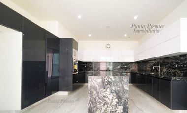 Puertas Las Lomas Casa en Venta de Lujo Zona Andares Puerta de Hierro Zapopan