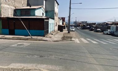 Venta casa esquina en Rio Maule con Bolivar, Norte Antofagasta