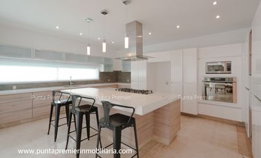 Casa en Puerta Las Lomas de Lujo en Venta Nueva Zona Andares Puerta de Hierro