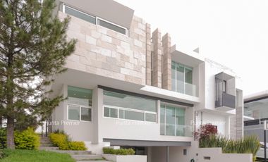 Casa en Puerta Las Lomas de Lujo en Venta Nueva Zona Andares Puerta de Hierro