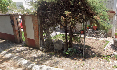 Casa Grande en Remate, con patio y jardín, Col. Jurica Pinar, Santiago de Querétaro, Querétaro