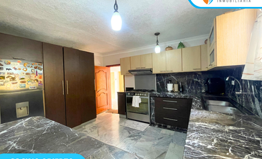 VENDO CASA más 2 suites en Los Rosales – Segunda Etapa