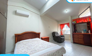 VENDO CASA más 2 suites en Los Rosales – Segunda Etapa