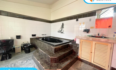 VENDO CASA más 2 suites en Los Rosales – Segunda Etapa