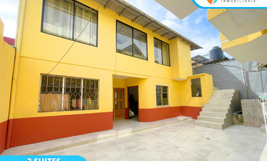 VENDO CASA más 2 suites en Los Rosales – Segunda Etapa