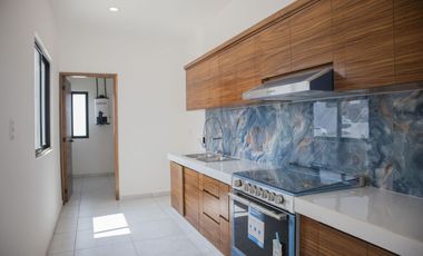 VENDO CASA LOMAS DEL DORADO