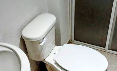 EDIFICIO EN VENTA CON 6 DEPARTAMENTOS ZONA TEC DE MONTERREY, PRECIO POR ABAJO DEL AVAÚO