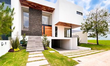 Renta Puerta Las Lomas Residencia De Lujo Zona Puerta De Hierro Andares Zapopan Jalisco Acueducto UAG