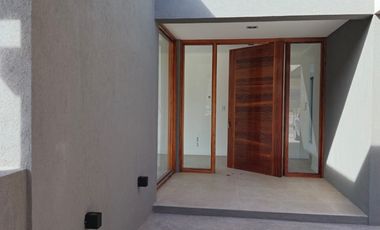 CASA A ESTRENAR EN VENTA