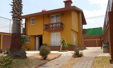 Linda casa en renta en Bosques del Lago