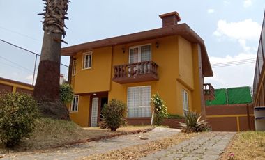 Linda casa en renta en Bosques del Lago
