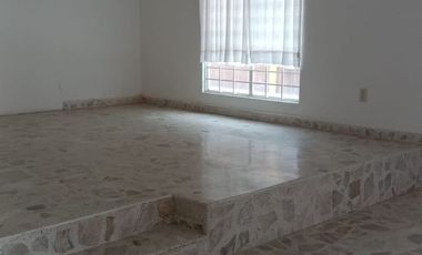 Linda casa en renta en Bosques del Lago