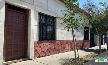 SE ARRIENDA AMPLIA CASA A PASOS DE NATANIEL Y AV MATTA.