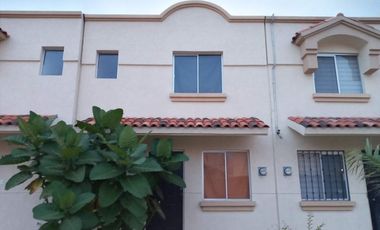 Casa en venta de 3 habitaciones en el Fracc. Alta California en Tlajomulco de Zúñiga.