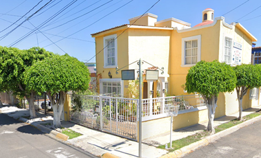 Casa en Remate, Zona Exclusiva cerca del Cerro de las Campanas, Col. Plazas del Sol, Santiago de Querétaro, Querétaro