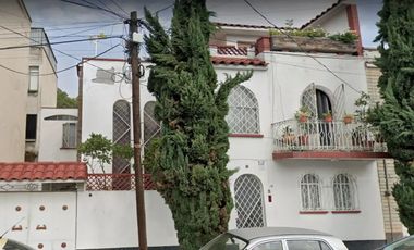Vendo hermosa propiedad en Espaciosa e increible casa en venta bien distribuida se encuentra en ignacio allende  86 Claveria Azcapotzalco