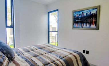 VENTA DE CASA CON ALBERCA EN CONDOMINIO DE 15 CASAS EN JIUTEPEC, MORELOS.