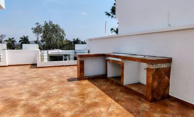 VENTA DE CASA CON ALBERCA EN CONDOMINIO DE 15 CASAS EN JIUTEPEC, MORELOS.