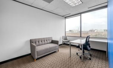 Alquiler de oficina comercial para 1 persona en Bogota, North Point.