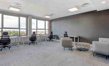 Alquiler de oficina comercial para 3 personas en Bogota, North Point.