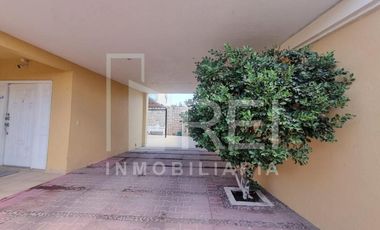RENTA CASA RESIDENCIAL VERSALLES TONALA