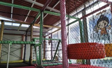 Venta de Salon de fiesta a precio de Terreno