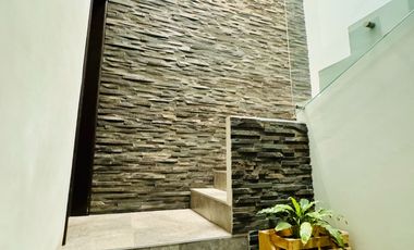 Casa con Excelente Ubicación