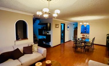 Casa con Excelente Ubicación