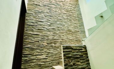 Casa con Excelente Ubicación