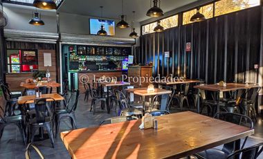Leon Propiedades vende llaves de excelente y prestigioso restobar en Avenida principal y comercial de la comuna¡¡