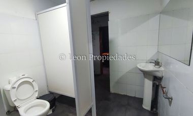 Leon Propiedades vende llaves de excelente y prestigioso restobar en Avenida principal y comercial de la comuna¡¡
