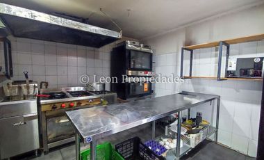 Leon Propiedades vende llaves de excelente y prestigioso restobar en Avenida principal y comercial de la comuna¡¡