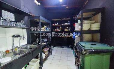 Leon Propiedades vende llaves de excelente y prestigioso restobar en Avenida principal y comercial de la comuna¡¡
