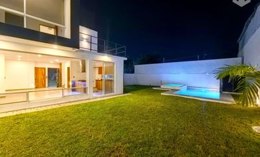 CASA NUEVA EN VENTA OAXTEPEC CENTRO, CON ALBERCA, JACUZZI, JARDÍN Y TERRAZA PRIVADA
