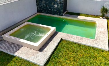 CASA NUEVA EN VENTA OAXTEPEC CENTRO, CON ALBERCA, JACUZZI, JARDÍN Y TERRAZA PRIVADA