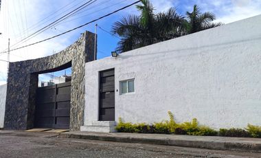 CASA NUEVA EN VENTA OAXTEPEC CENTRO, CON ALBERCA, JACUZZI, JARDÍN Y TERRAZA PRIVADA