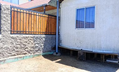 Casa 2 dormitorios 1 baños 4 estacionamientos San Antonio El Quisco