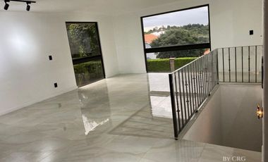 CASA EN RENTA RECIÉN REMODELADA, EN FRACCIONAMIENTO EXCLUSIVO, ZONA ESMERALDA. ATIZAPÁN DE ZARAGOZA