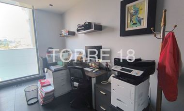 OFICINA TOTALMENTE ACONDICIONADA Y EQUIPADA EN VENTA FRENTE A PATIO SANTA FE