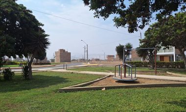 Se Vende Terreno En Chilca Cañete En Condominio