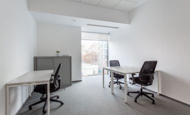 Alquiler de oficina corporativa para 3 personas en Bogota, Spaces Colina Campestre.