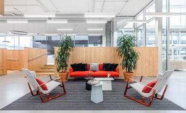Alquiler de espacio de coworking reservado en Bogota, Spaces Colina Campestre