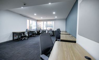 Alquiler de oficina comercial para 4 personas en Bogota, Tequendama.