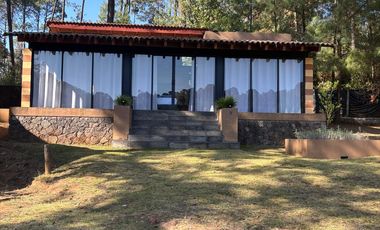 Renta de hermosa casa en condominio