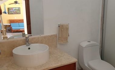 Villa con alberca, Fracc. Costa Azul
