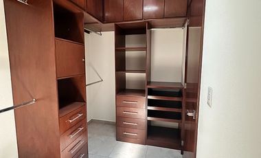 SE RENTA CASA EN DE UNA PLANTA EN MISION SAN JERONIMO QUERETARO VIG.24/7