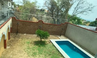 CASA EN VENTA SOBRE CALLE MUY CERCA DE PASEOS DE LA REFORMA EN COL. TRES DE MAYO $4,500,000.00