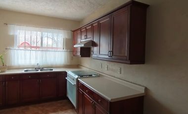 CASA EN VENTA SOBRE CALLE MUY CERCA DE PASEOS DE LA REFORMA EN COL. TRES DE MAYO $4,500,000.00