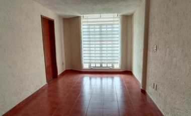 CASA EN VENTA SOBRE CALLE MUY CERCA DE PASEOS DE LA REFORMA EN COL. TRES DE MAYO $4,500,000.00